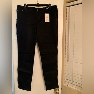 NWT Torrid Black Luxe Skinny Jeans Size 14 14R